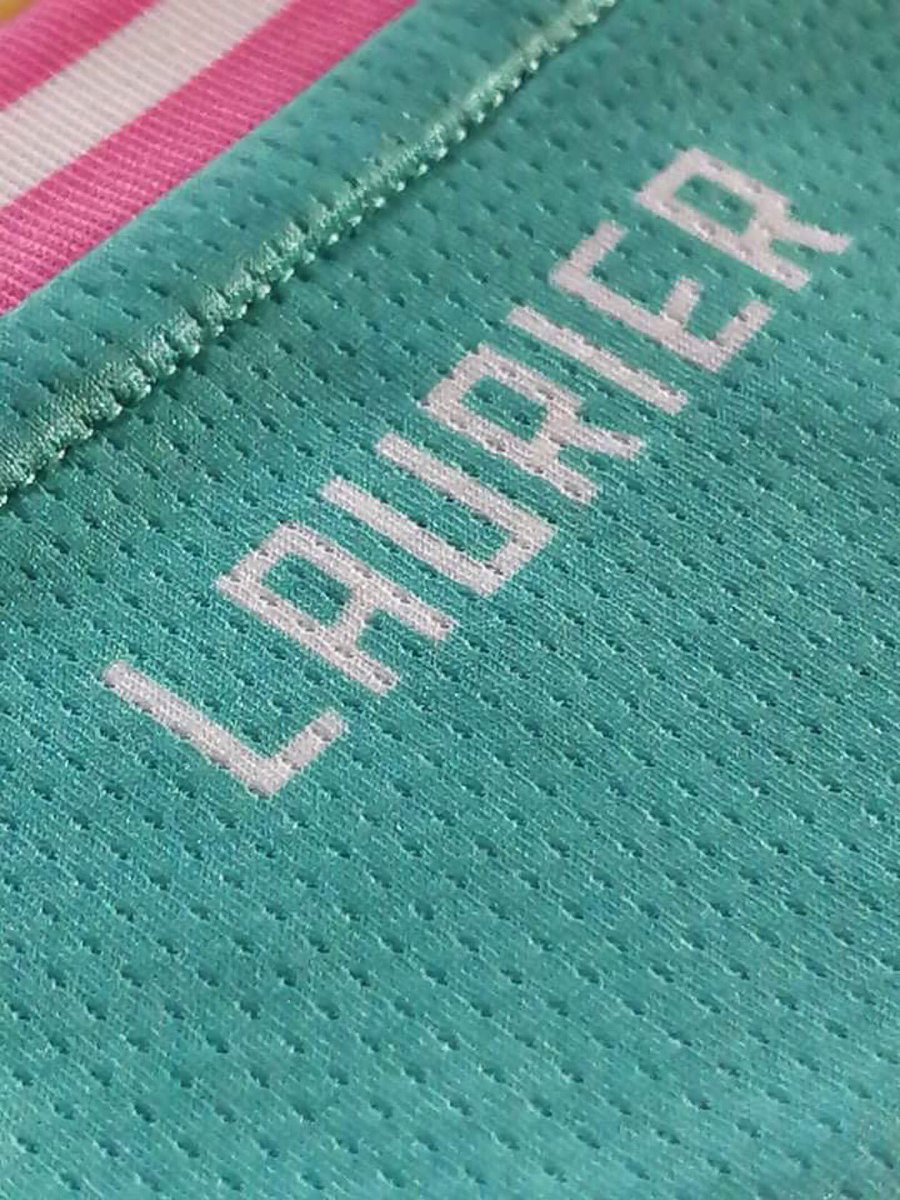 laurier_fc's tweet photo. Le moment est enfin venu de dévoiler l’uniforme du Laurier FC!

Merci à @EricVking à l‘idéation
Merci à @H1ZUMI pour le design graphique
Merci à @IcarusFCphl pour le produit de qualité
💙 https://t.co/BWcrnRE034