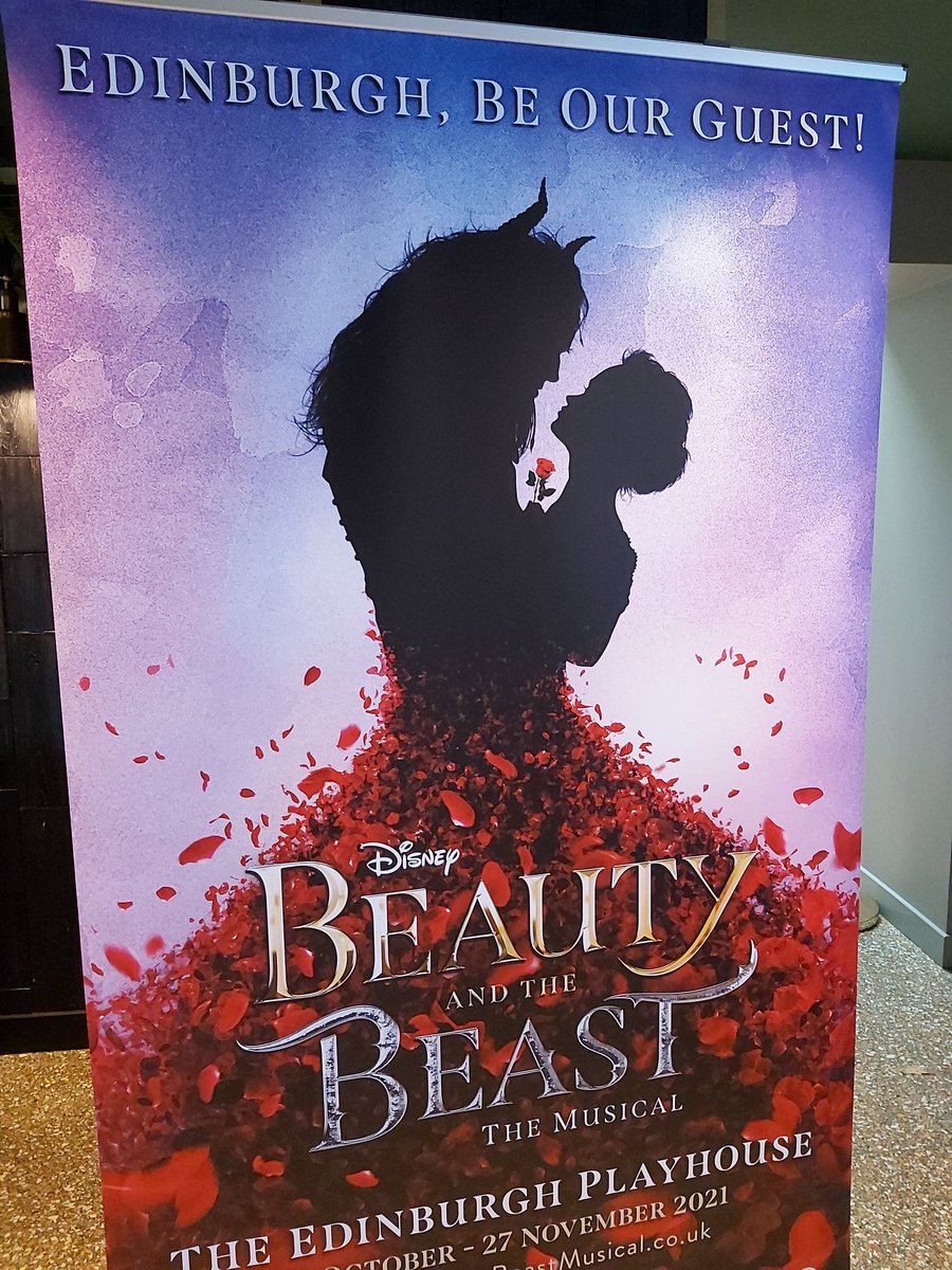sammystead45's tweet photo. @MusicDrama1 We sneaked off for a day today to see Beauty and the Beast 🌹
It was amazing!! 
K loved the show . https://t.co/z0CJi5Ntao