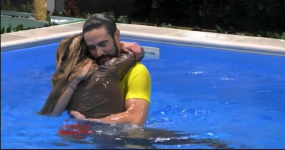 Ma #Alex che dice che si è invaghito di #Soleil ? “A livello artistico e non erotico”  😂😂😂 se see #gfvip