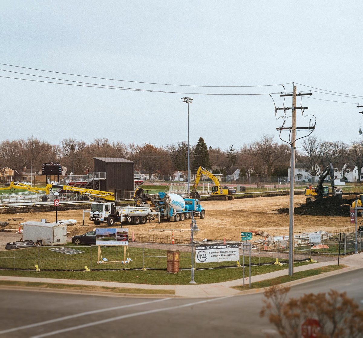 BethanyLutheran's tweet photo. Ideal late fall weather has allowed for good progress on the new Bethany Activity and Wellness Center! π
Follow along and watch the building site on our construction cam: https://t.co/rbhB6C1SuZ
#BuildingBethany #ForeverBLC #Mankato https://t.co/o14qY9toxZ
