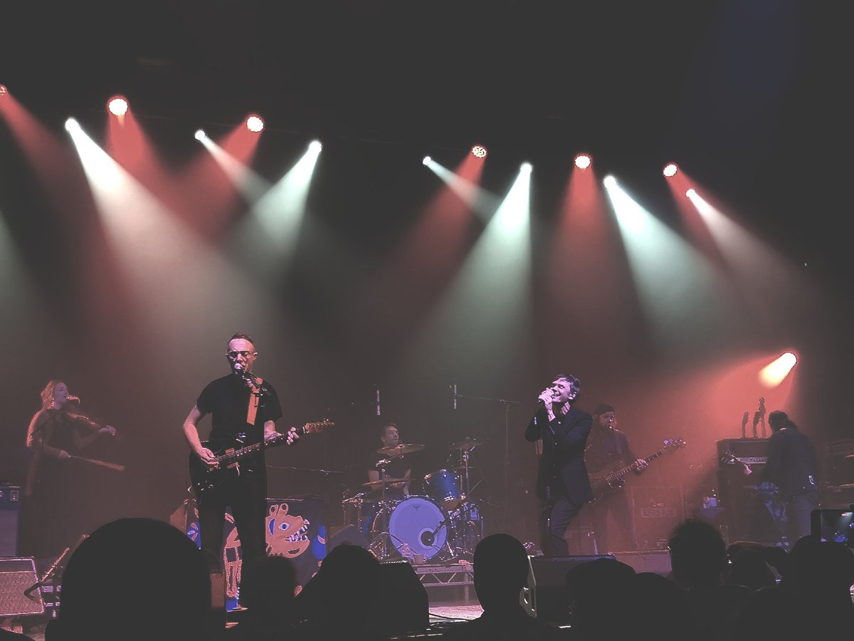 KarenLibs's tweet photo. It tooks so many years, but finally, here we are, me and the 14 years old me, flying across Europe for 
@IdlewildtheBand #25thanniversary live @ @O2RitzManc.

#idlewild #o2ritzmanchester #manchester #UK #gigs #music #love #supersetlist #supportyourlocalpoet https://t.co/QBcfyofNCW