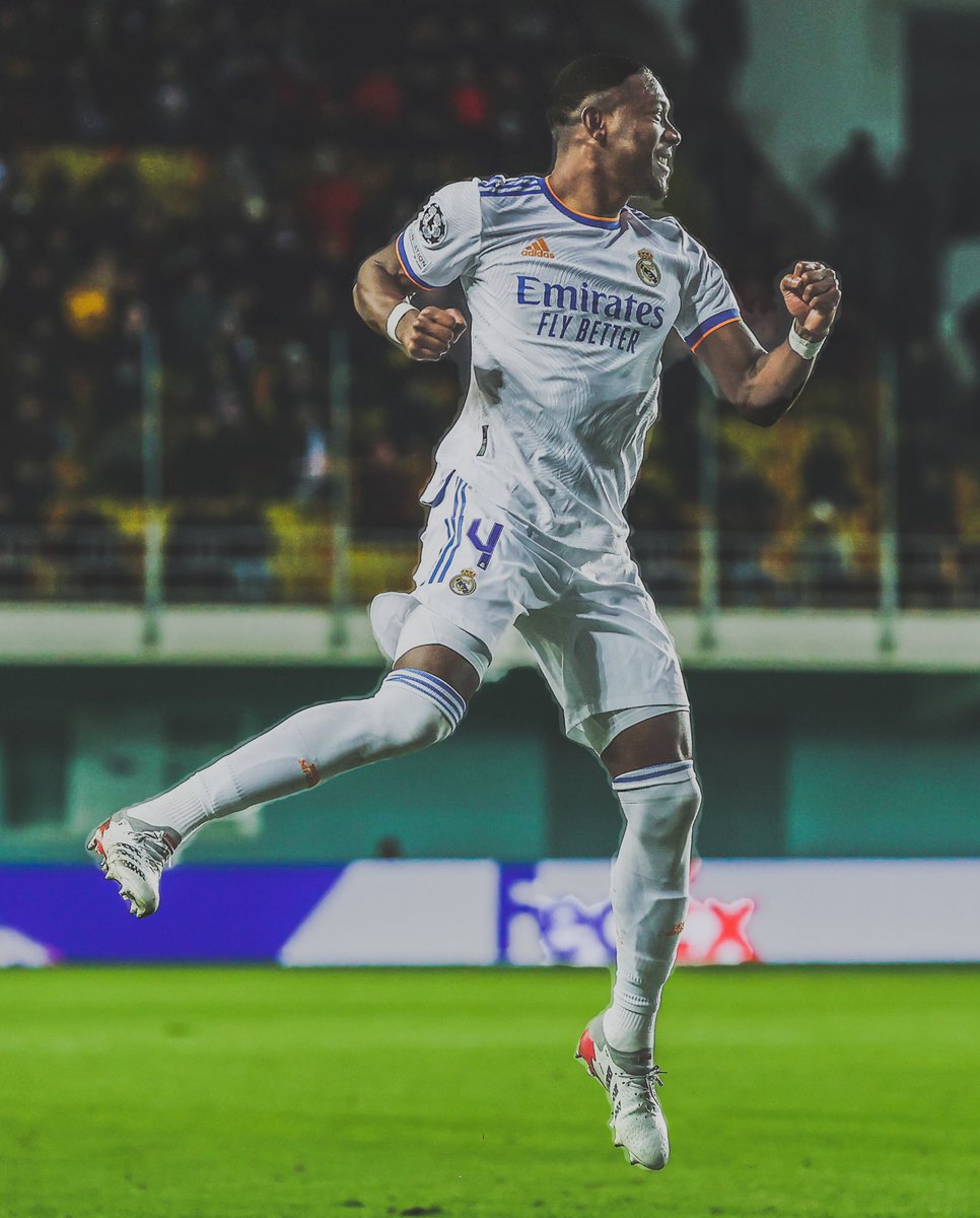 Special competition, special goal!
¡Vaya, qué noche más bonita! 🤍