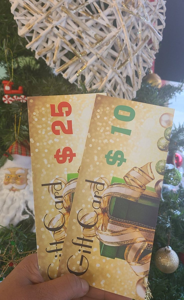 Macaron_Goodies's tweet photo. Here they are 😁 Gift Cards 🎁
Festive season is almost here &amp; if you 're not sure what to gift your loved ones , then we've got you covered
Gift Card are not impersonal 😉
They are thoughtful gesture 💟
Now you can choose between $10 $25 options
Happy giving and receiving 🎁❣ https://t.co/utbjEhTxOl