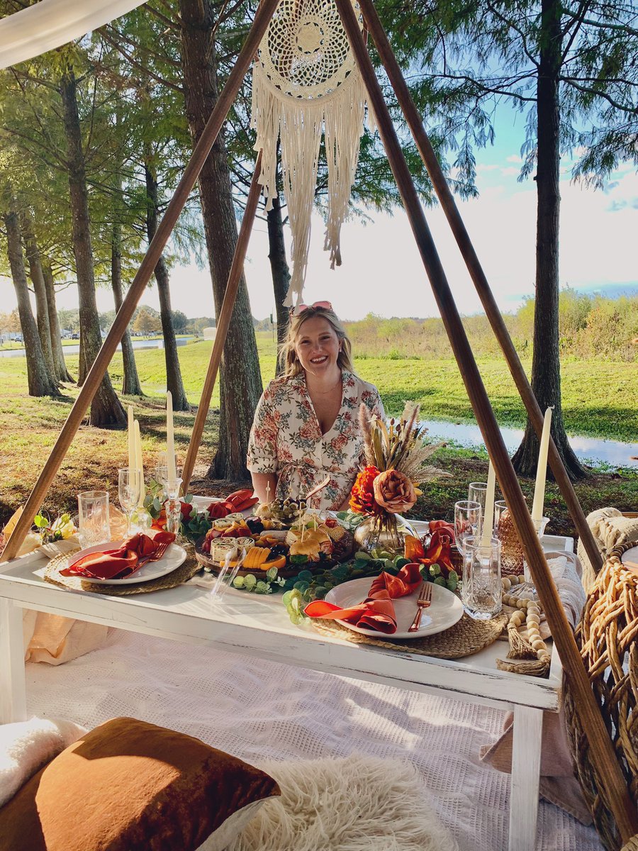 Jenn Tracker tweet media