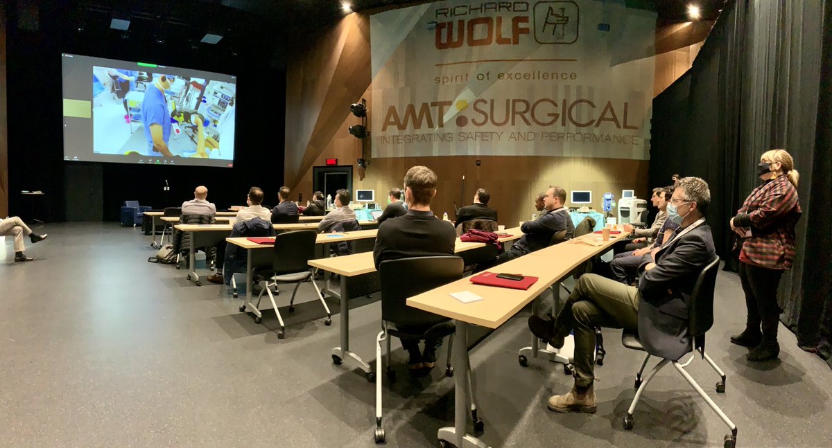 JonDawson45's tweet photo. And that’s a wrap! 
I hope all attendees enjoyed the first Canadian Masterclass in EEP with @NaeemBhojani7 &amp; Prof Gross as much as I did. Words of EEP wisdom from @PeterGilling, great presentations, &amp; some natural enucleation talent on the simulators. Thank you @CanUrolAssoc 👏 https://t.co/ah7XwQXz86