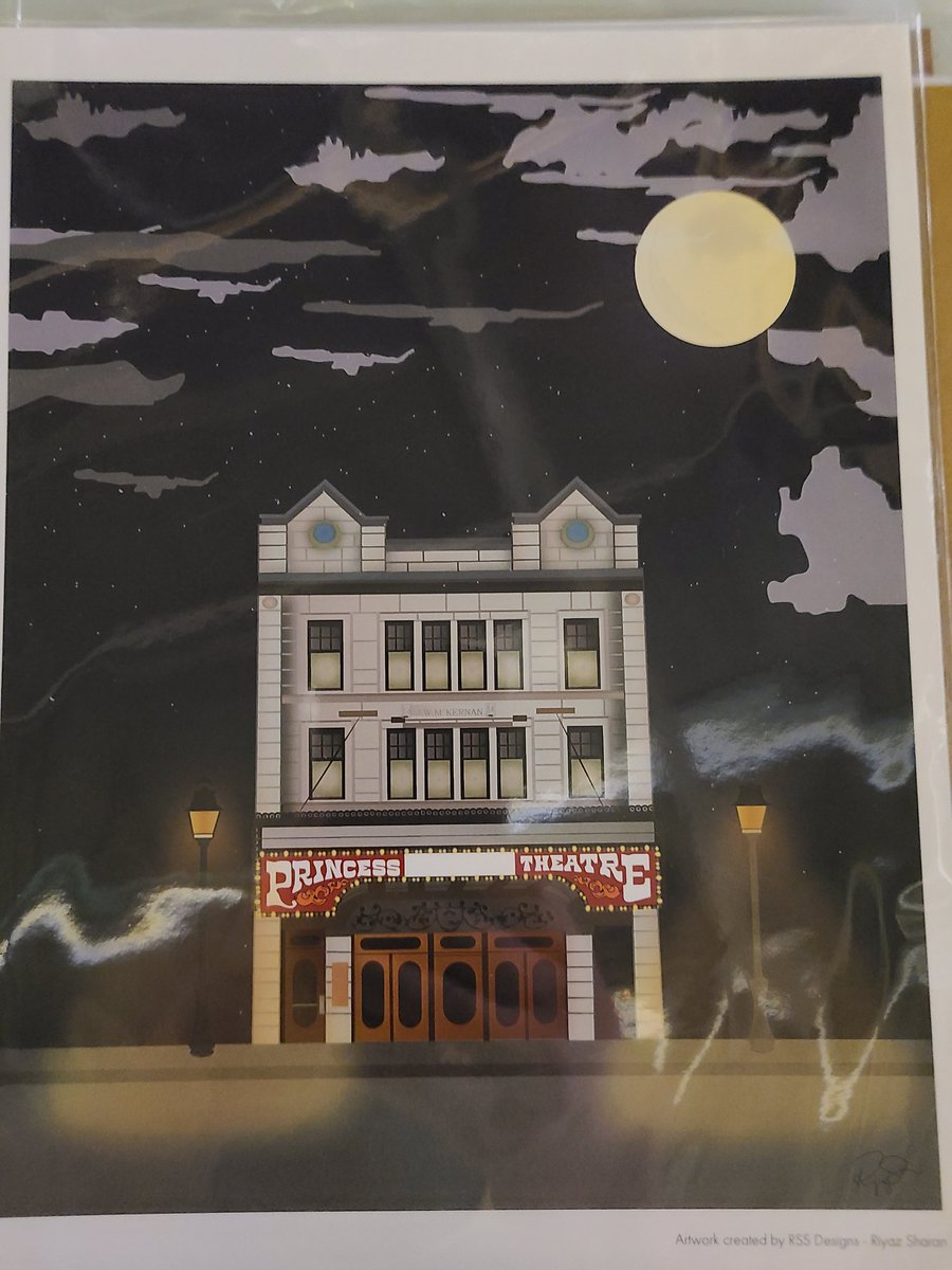 @ Glow w/my good friend <a href="/ryzshrn/">Riyaz Sharan (He/Him/His)</a> helping w/his booth! If you come by this weekend make sure you stop by the RSSDesigns booth &amp; pick up some great gifts for your loved ones this holiday season! Also check out rssdesigns.ca. Transit nerds check these designs out!
#GlowYEG