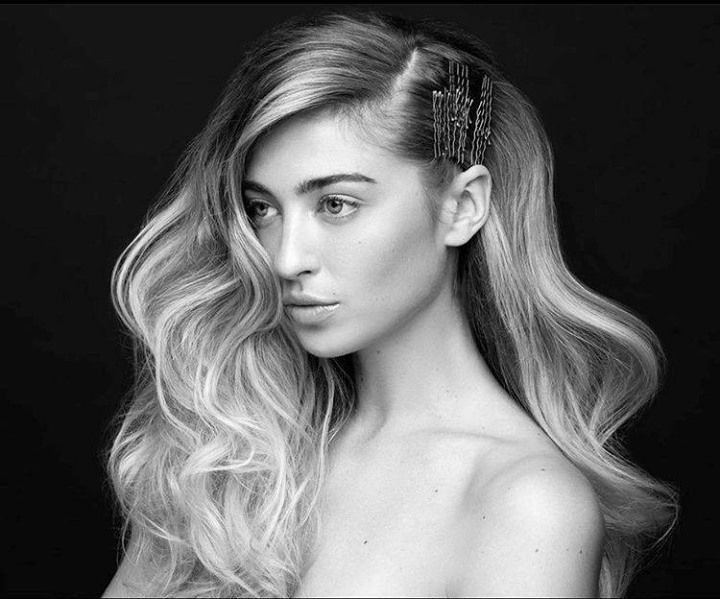 PlanetBeauty's tweet photo. Loving 🖤 these sexy, loose waves by @anthonycolesebastian. Sebastian PRO Products used for this look: Potion 9, Dark Oil and Mousse Forte to create these soft, editorial waves with tons of shine.✨ #Planetbeauty #Beautybabe #Beauty #Sebastian #Sebastianpro #Pro #Hairstyle #Ha https://t.co/XQ8nN55QE9