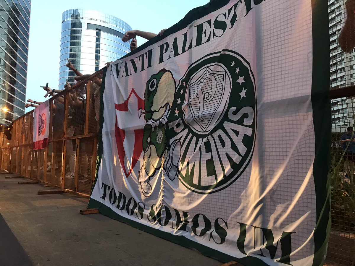 Palmeiras's tweet photo. 🐷💚

#AvantiPalestra
#AlmaECoração https://t.co/P6Xa7bGogA