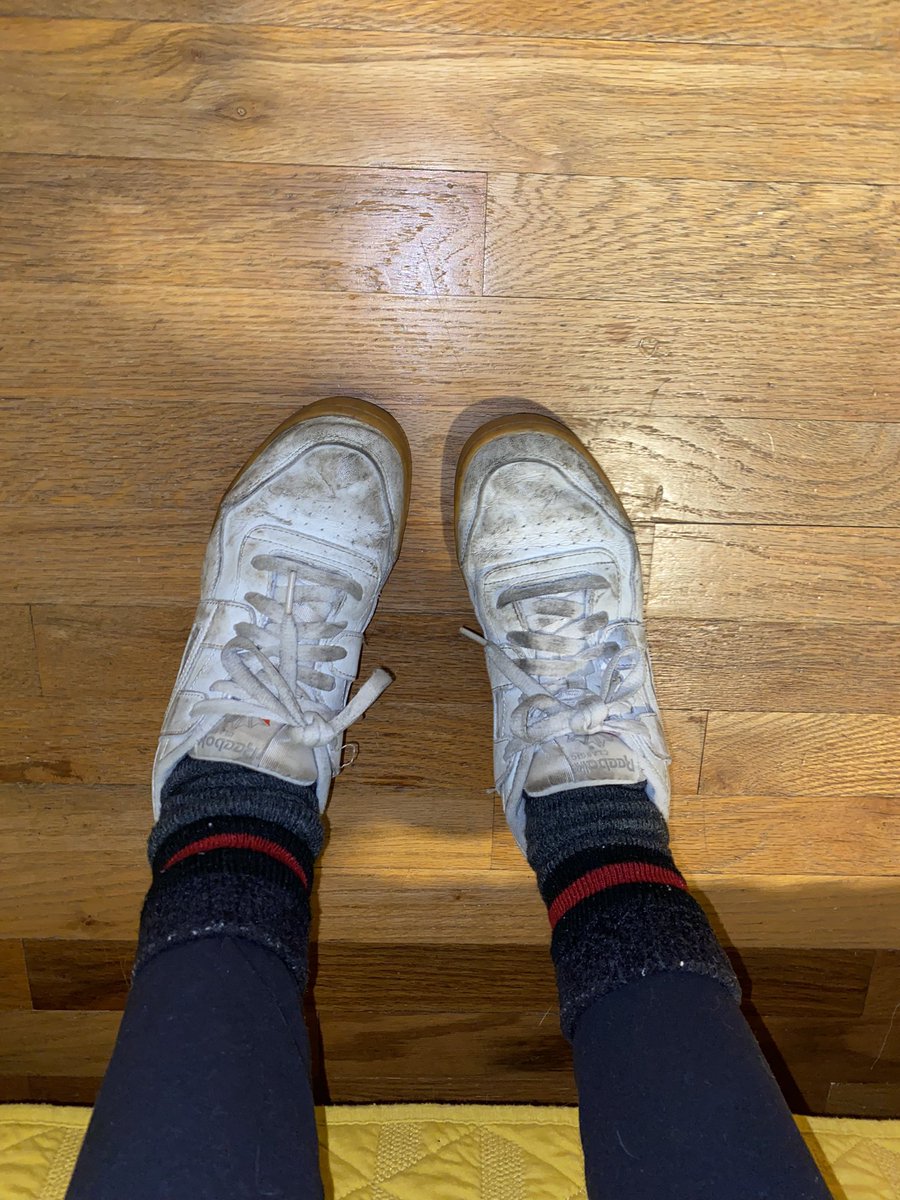 jojoarbenz's tweet photo. @okaydevin my favorite shoes :( https://t.co/yshLx0ZTGQ