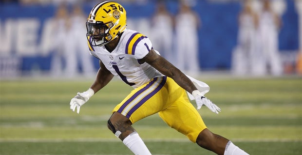GregBiggins's tweet photo. Former #LSU DB Elias Ricks went in to the transfer portal earlier in the week and talked about why he made the decision, the schools currently on his short list and his timeframe for making a decision 
https://t.co/PNTLjsoC90 https://t.co/gYr9xaleXH