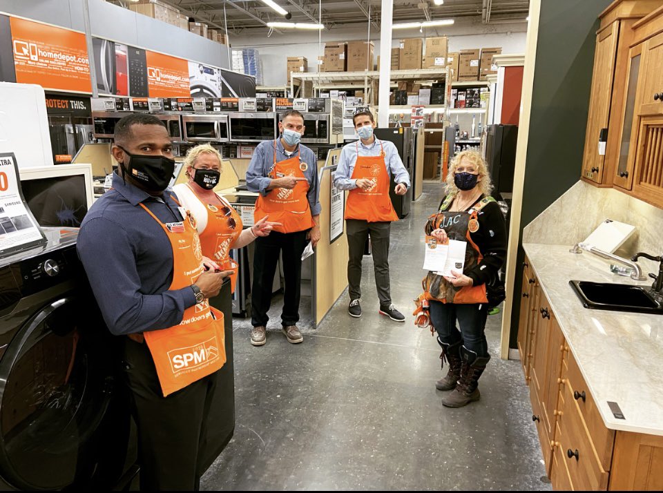 Angela Bajek (@smitty04) on Twitter photo Recognizing Jac out of Alvin A Million $ Specialist and a #HomeServicesChampion 🏆 <a href="/chuckearp11/">Chuck Earp</a> <a href="/MervinTHD/">Mervin Alphonse</a> <a href="/BrendanMcDowel9/">Brendan McDowell</a> <a href="/FarberGary/">Gary Farber</a> Recognizing Jac out of Alvin A Million $ Specialist and a #HomeServicesChampion 🏆 <a href="/chuckearp11/">Chuck Earp</a> <a href="/MervinTHD/">Mervin Alphonse</a> <a href="/BrendanMcDowel9/">Brendan McDowell</a> <a href="/FarberGary/">Gary Farber</a>