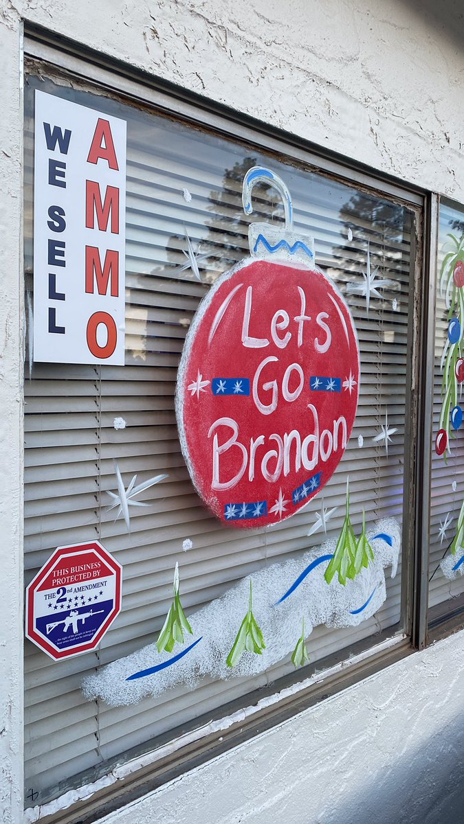 Stripes Gas & Auto tweet media