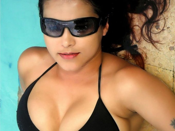 I'm online right now on SkyPrivate - pay-per-minute system for Skype live shows. Call me right now in<a href="/tag/onmfc"class="tags"><span>#onmfc</span></a>