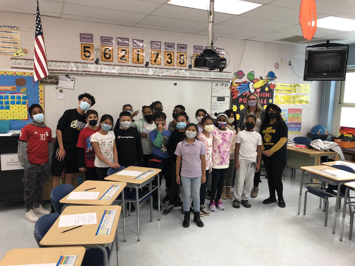 WoodbineRockets's tweet photo. Thank you AMS Sidekicks for visiting Woodbine today! https://t.co/M2qvjbjeIx