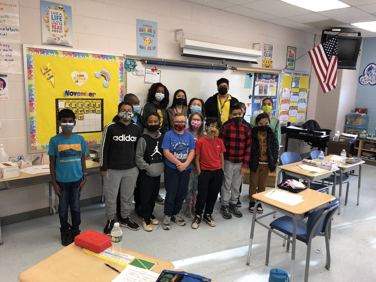 WoodbineRockets's tweet photo. Thank you AMS Sidekicks for visiting Woodbine today! https://t.co/M2qvjbjeIx