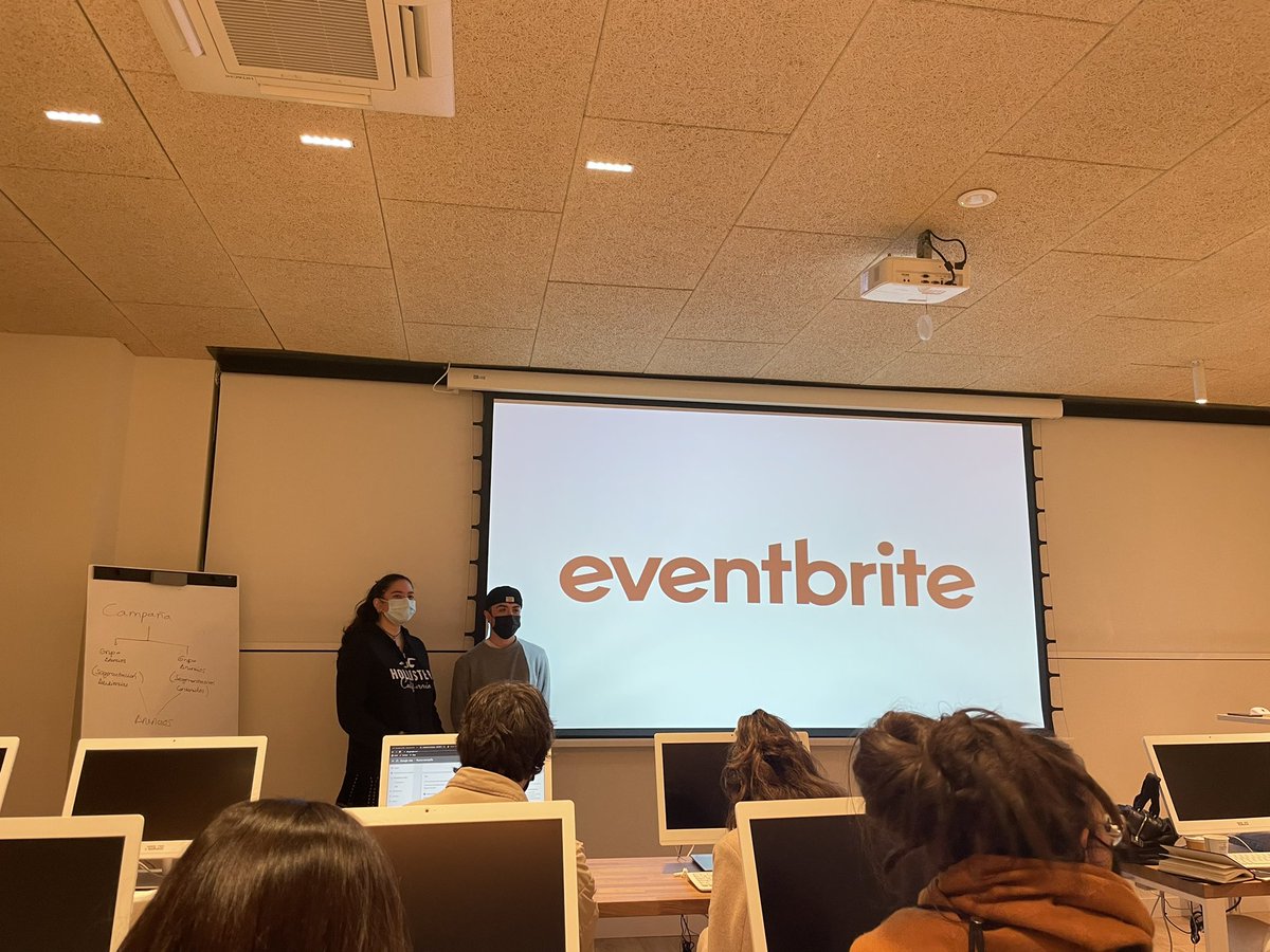 martamfdezz's tweet photo. En @aulaCM mis compañeros @Lucia_mav y @JMateoCM nos presentan @eventbrite #equipo219 https://t.co/K5sDCJmrSv