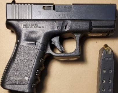 DCPoliceDept's tweet photo. In the last week, #DCPolice officers removed 56 illegal firearms from the streets of #DC and out of the hands of criminals.
#FirearmsFlashback https://t.co/Lvj6p6fBJe