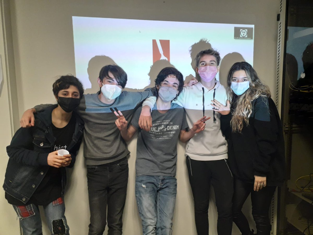 TIC_ORT's tweet image. Finalizando el periodo regular de proyectos, l@s estudiantes de 3er año nos siguen sorprendiendo por la CALIDAD y VARIEDAD, hoy fue el turno de MUSIFEEL APP que se gestiona listas en @SpotifyARG y COCINAPP realizado en conjunto con CEDICAS, centro de educación especial