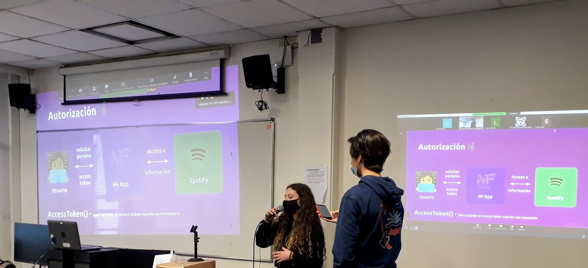 TIC_ORT's tweet image. Finalizando el periodo regular de proyectos, l@s estudiantes de 3er año nos siguen sorprendiendo por la CALIDAD y VARIEDAD, hoy fue el turno de MUSIFEEL APP que se gestiona listas en @SpotifyARG y COCINAPP realizado en conjunto con CEDICAS, centro de educación especial