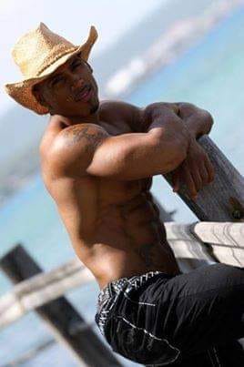 HeidiBetts's tweet photo. It's always the time of year to ogle a #sexy #cowboy.π€
#HappyHunkDay π
#HappyWednesday #thatWednesdayfeeling #blatantbeefcake #midweekpickmeup https://t.co/t7LEJQpvki