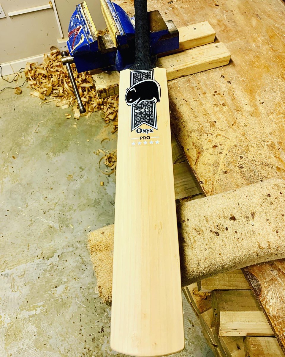 WombatCricket's tweet photo. A nice Onyx Pro made this week, with a finished weight of 2lb 10oz! ππ¬π§
#wombatcricket #handmade #handcrafted #cricket #woodworking #boutique #britishmade #craft #devon #madeinbritain #madeinengland #handmadeuk #blackfriday #devonsfinest #ukmanufacturing #finest #bespoke https://t.co/OKyrVON8hU