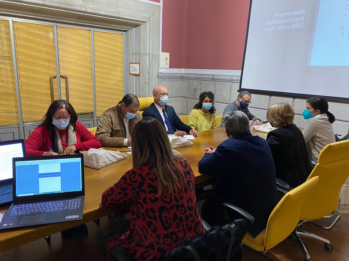 FDescubre's tweet photo. Tras meses de colaboración y trabajo conjunto, los equipos de Cité des Sciences à Tunis مدينة العلوم بتونس y Fundación Descubre nos reunirnos de forma presencial para seguir creciendo y creando nuevas acciones de divulgación https://t.co/kmbQ1wC7b5
