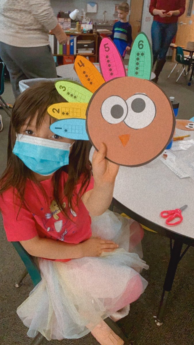 MrsHoltzKinder's tweet photo. Turkey ten frames 🍂🦃 #tmeseagles #kindergarten https://t.co/jv43adhVTa