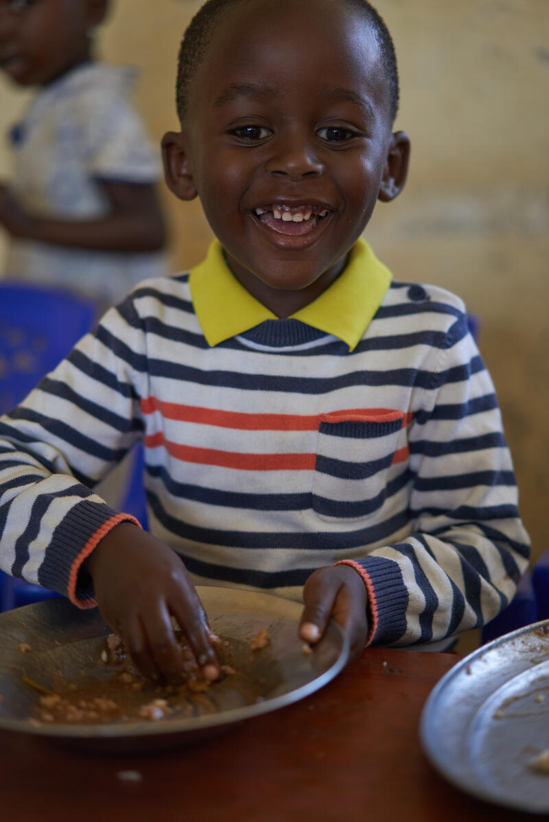We <a href="/WFPDRC/">WFP DRC</a> are excited to be working with our partners, governments &amp; others in the <a href="/SchoolMeals_/">School Meals Coalition</a> coalition, to give #DRC's children a chance to be tomorrow's leaders. See coverage here: time.com/6120401/school…