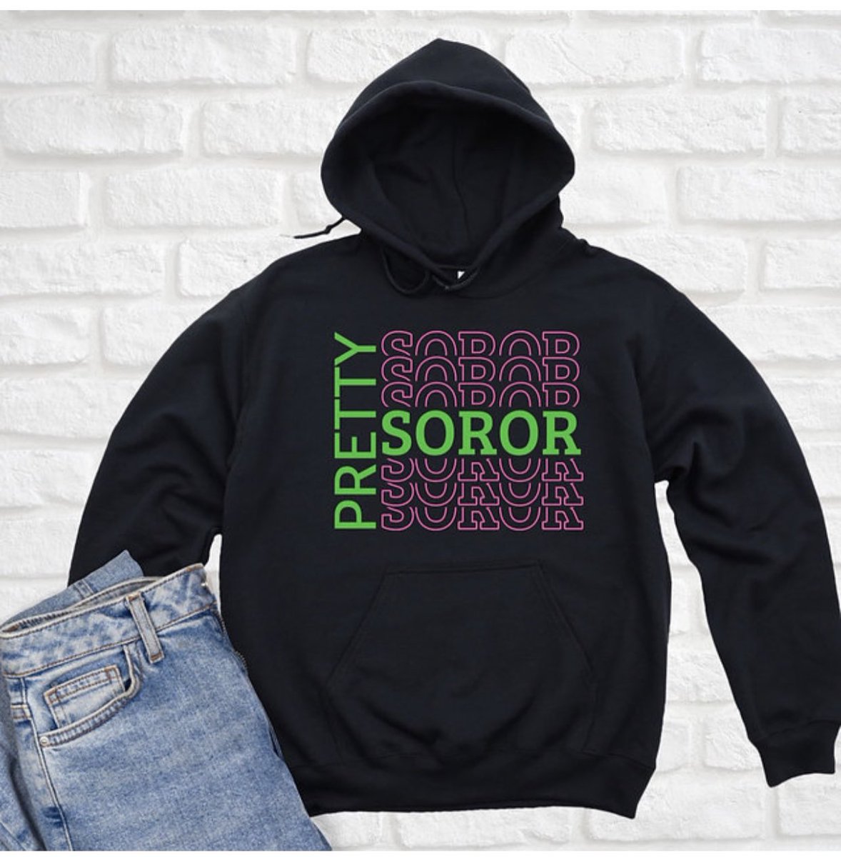 divinegreekwear's tweet photo. Get yours today!!!! #alphakappaalpha #prettyandeducated #prettygirls #skeewee #hbcu #soror #supportblackbusiness https://t.co/UjqaaR3PRq