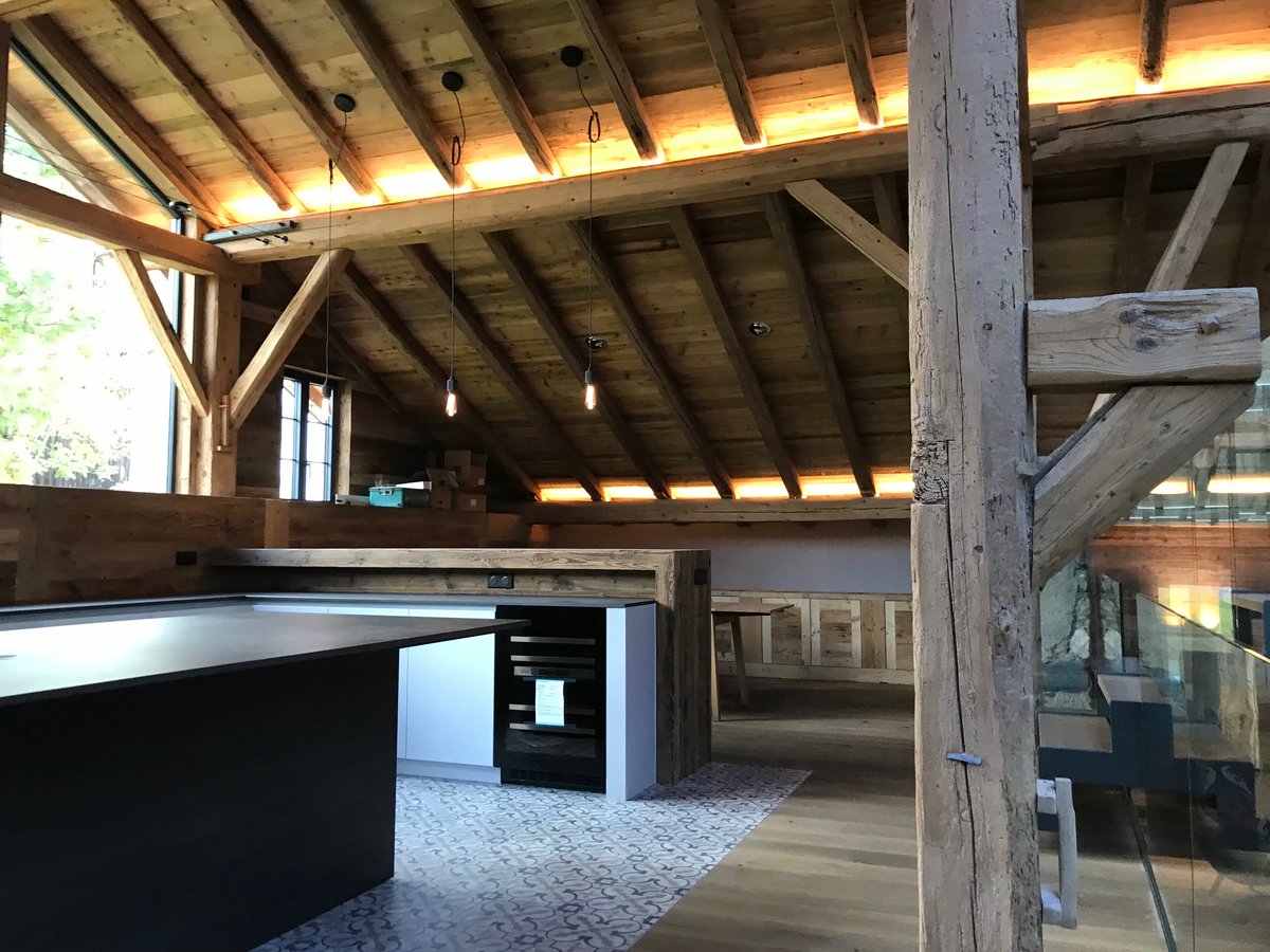 Si vous ne trouvez pas la maison de vos rêves, nous vous mettons en relation avec des équipes qui vous la réaliserons #renovation #immobilier #portesdusoleil #ilovemyjob