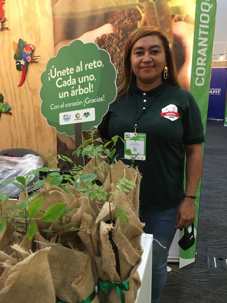 Corantioquia's tweet photo. #ConElCorazón 💚 participamos en #ExpoFinca 🏡 2021, espacio en el que compartimos cómo fortalecemos la reactivación económica en el sector agrícola. https://t.co/xLJDewSYuH
