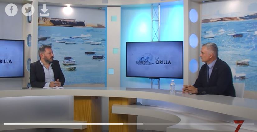 campusdelmar's tweet photo. 📺En el programa #LaOrilla, de @7TVCadiz hemos hablado del Proyecto #Ecomares en el que colaboramos con la Consejería de Agricultura, Ganadería, Pesca y Desarrollo Sostenible para la recogida y tratamiento de basuras marinas y d los descartes de capturas d escaso valor comercial. https://t.co/Hofd0NDn2Z