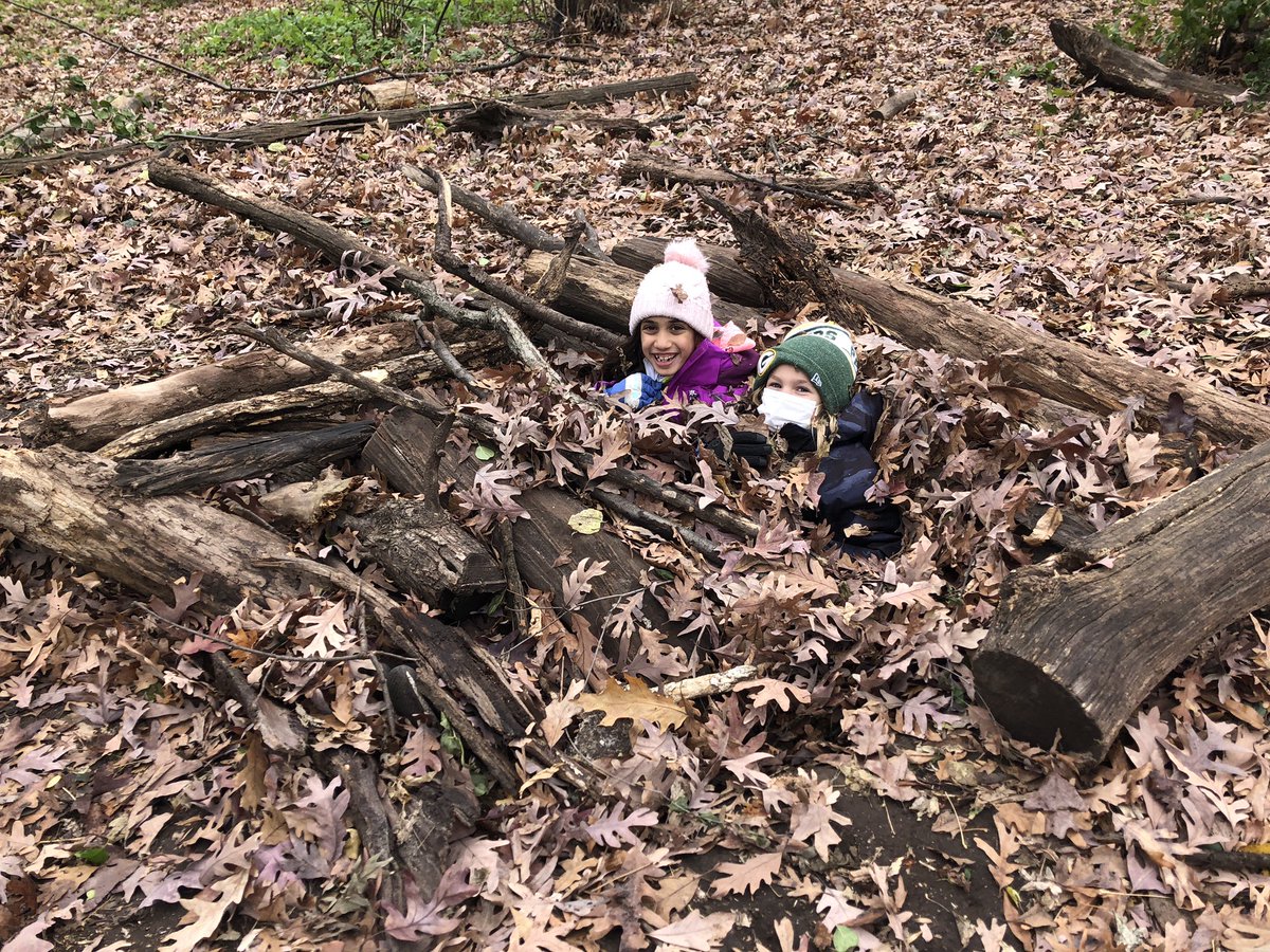heyerlearning's tweet photo. #WildernessWednesday
It’s great to have #friends that help you out of situations when you’re stuck. ❤️
#ExploreTime
#TeamworkIsTheDreamWork #FallsInMinnesota #OutdoorLearning #TeachOutdoors https://t.co/T059IW9wk7