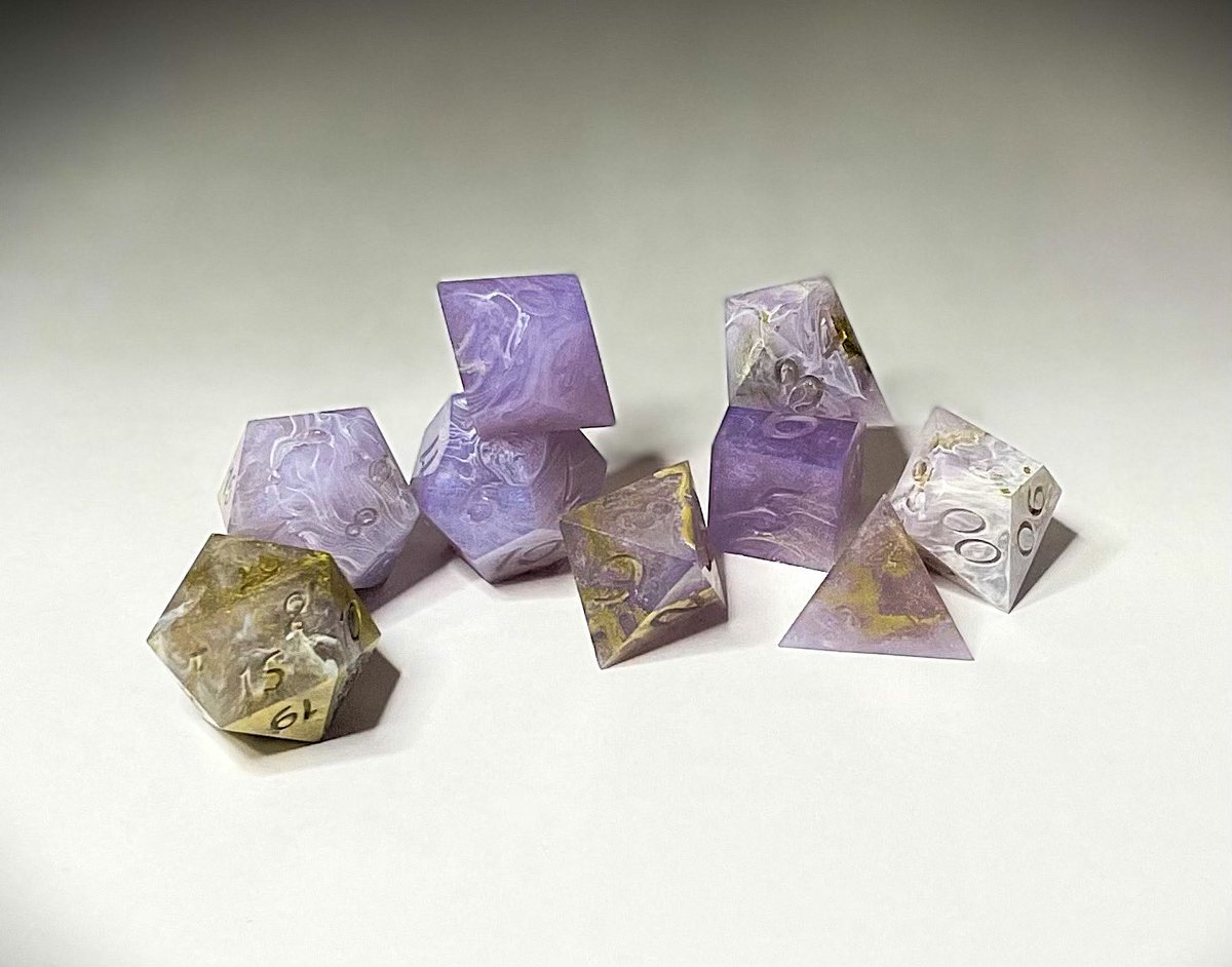 pix_scar's tweet photo. So many lovely fresh dice pulls ☺️ #dice #resinart #dnd #dungeonsanddragons https://t.co/WMfH2Wbq45