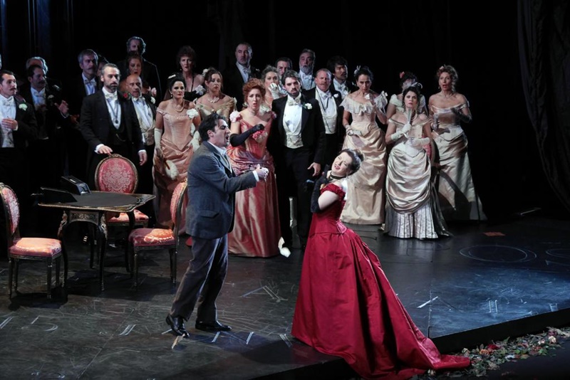 El 19/11 tenemos otra cita con "El Real en pantalla" ➡️ La Traviata de Giuseppe Verdi.

Ciclo de retransmisiones de las óperas del Teatro Real en el 📍 Auditorio Paco de Lucía del Centro de Arte Alcobendas.

➡️ Entradas ene giglon.com y en la taquilla del teatro