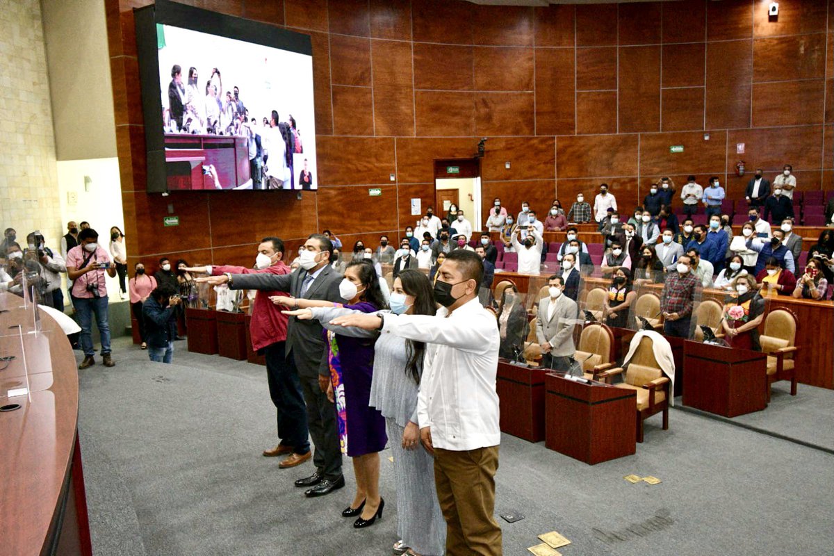 _AvilesAlvarez's tweet photo. Instalación formal de la JUCOPO en el Congreso del Estado. MORENA-PRI-PRD-PAN-PT https://t.co/qM7FgPZUEg