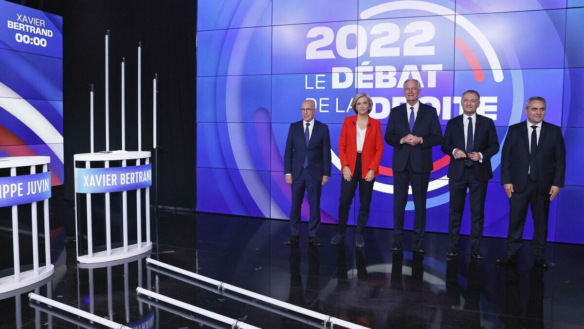 leparisien_pol's tweet photo. Présidentielle 2022 : 150 000 adhérents LR pourront voter pour désigner le candidat de la droite
➡️ https://t.co/wINuctMHkH https://t.co/eorfyYZxqR