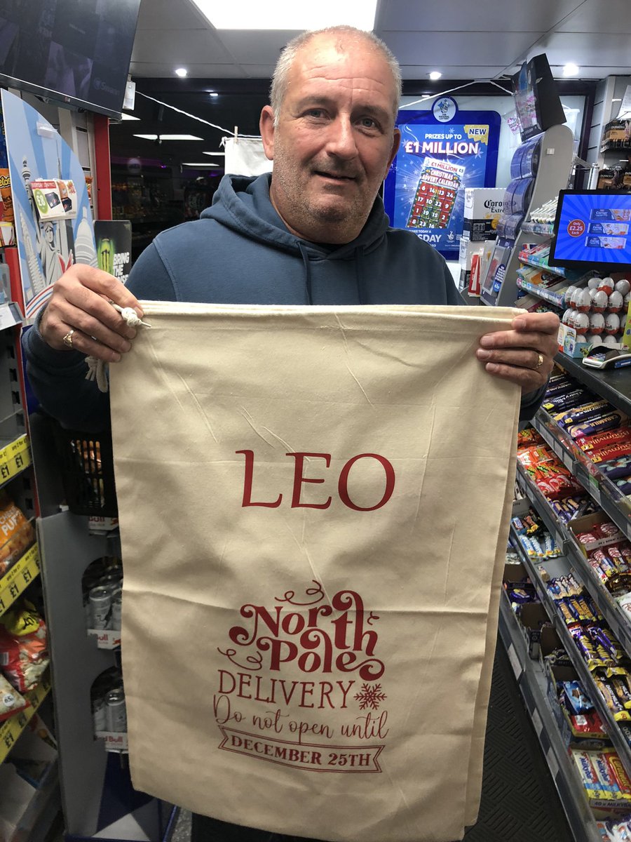 ThurrockPost's tweet photo. 🎁In house printing service provided with personalised Christmas sacks and boxes available to order.🌲🎁🌲 https://t.co/w0D6d5pEFY