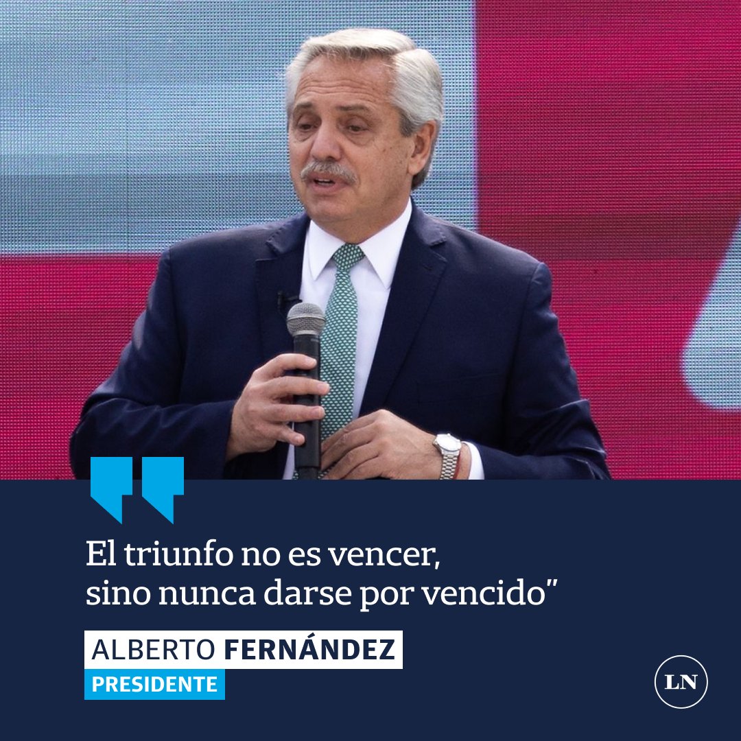 LANACION's tweet photo. Alberto Fernández en Plaza de Mayo: "El triunfo no es vencer, sino nunca darse por vencido" https://t.co/5MG8BOzlQL