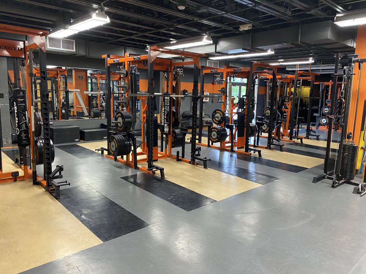 Our fundraising link is now live! All gifts will go directly to the Oiler Strength and Conditioning department, and will help us create an even better atmosphere for our athletes! We greatly appreciate any and all donations! 
givecampus.com/uhkt2j