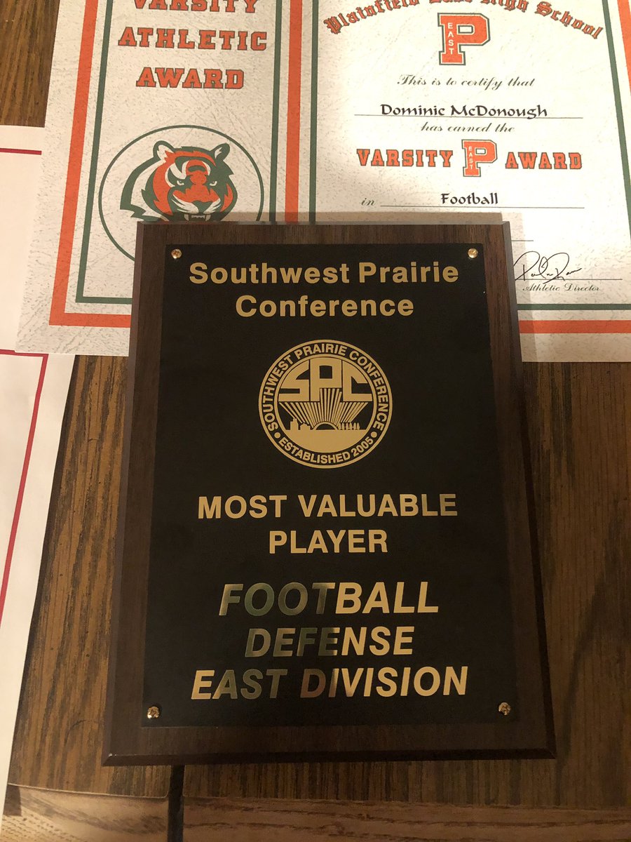 dommcd12's tweet photo. Blessed to be named 1st Team all state, 1st team all conference, Conference Defensive MVP, Team Defensive MVP and Bengal Leadership Award winner @BengalFB @CoachKunz59 @EDGYTIM @Lemmingscouting https://t.co/KuqiQ5gYRL