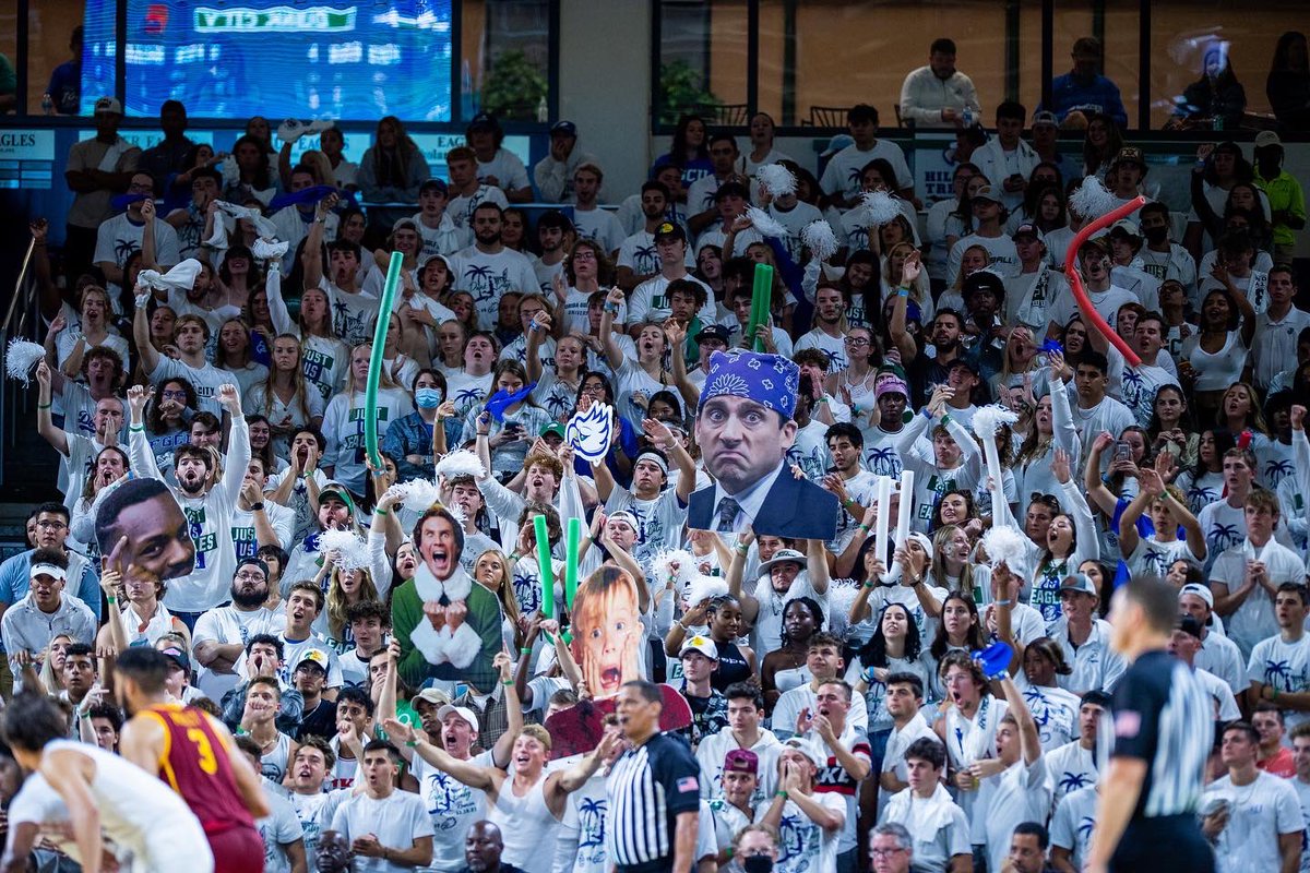 FGCUDirtyBirds's tweet photo. We understood the assignment! 🟢🔵🤙🦅
-
“We played in a lot of hostile environments in the Pac-12 and around the country. This is as good as anywhere we’ve played.” - @CoachEnfield 
-
“It was the same as a Big 12 atmosphere” - @Kevinloopy23 
-
📸 @bradyoungphoto https://t.co/holnp438tf