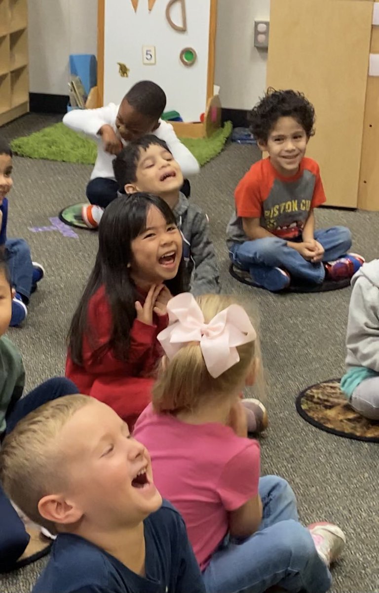 Out of all the careers in the world, and I was lucky this chose me. Successful day and it isn’t even 10am. <a href="/HumbleISD_OE/">Oaks Elementary</a>  #everychildeveryday <a href="/NicoleN24489840/">Oaks 5th Grade</a>