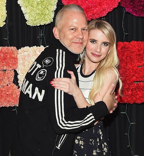 EmmaRobertsBr's tweet photo. Em recente entrevista, Emma Roberts falou sobre Ryan Murphy e uma possível volta para American Horror Story ou Scream Queens, confira: https://t.co/psz0EEQ0OO