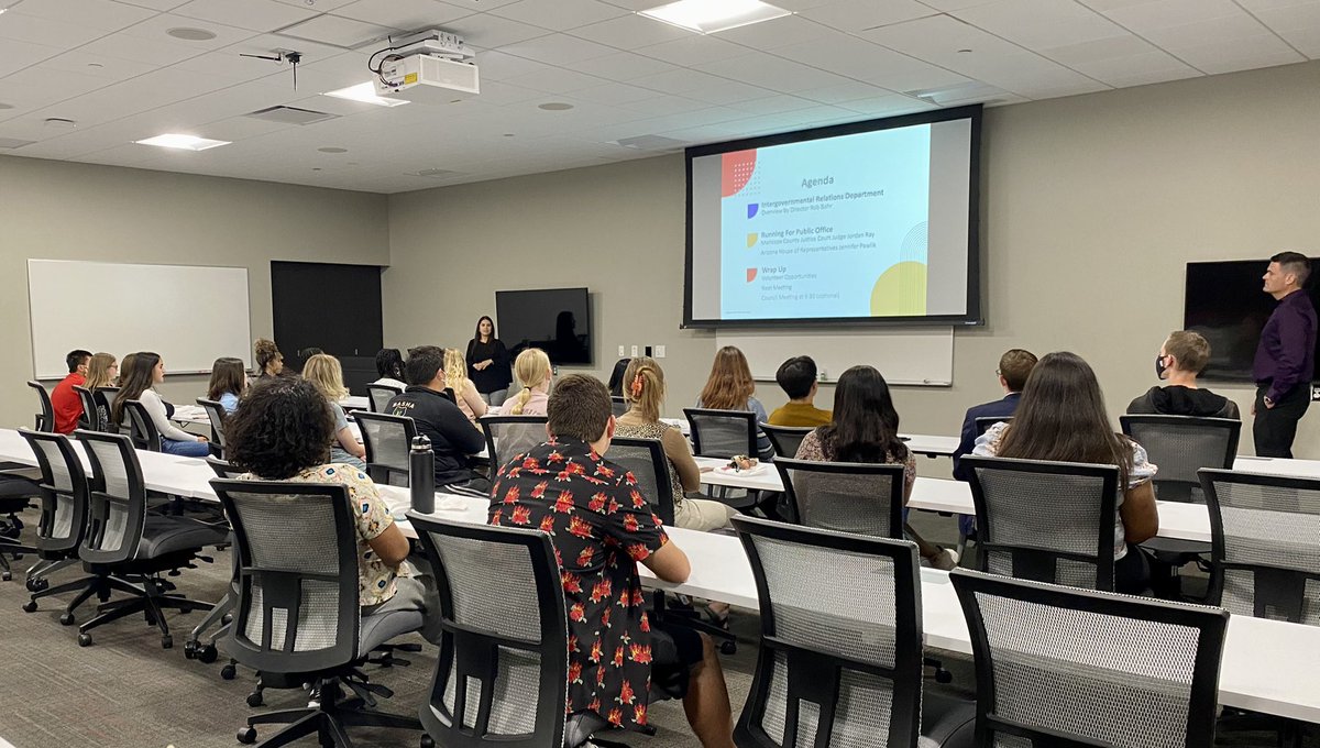 GilbertAZMayor's tweet photo. Last evening, the #GilbertAZ  Mayor’s Youth Advisory Committee (MYAC) students learned about government, running for &amp; serving in office. 

A very big Thank You to Representative Jennifer Pawlik and Judge Jordan Ray for sharing their time and wisdom with these students! https://t.co/TDqyz1ff4B