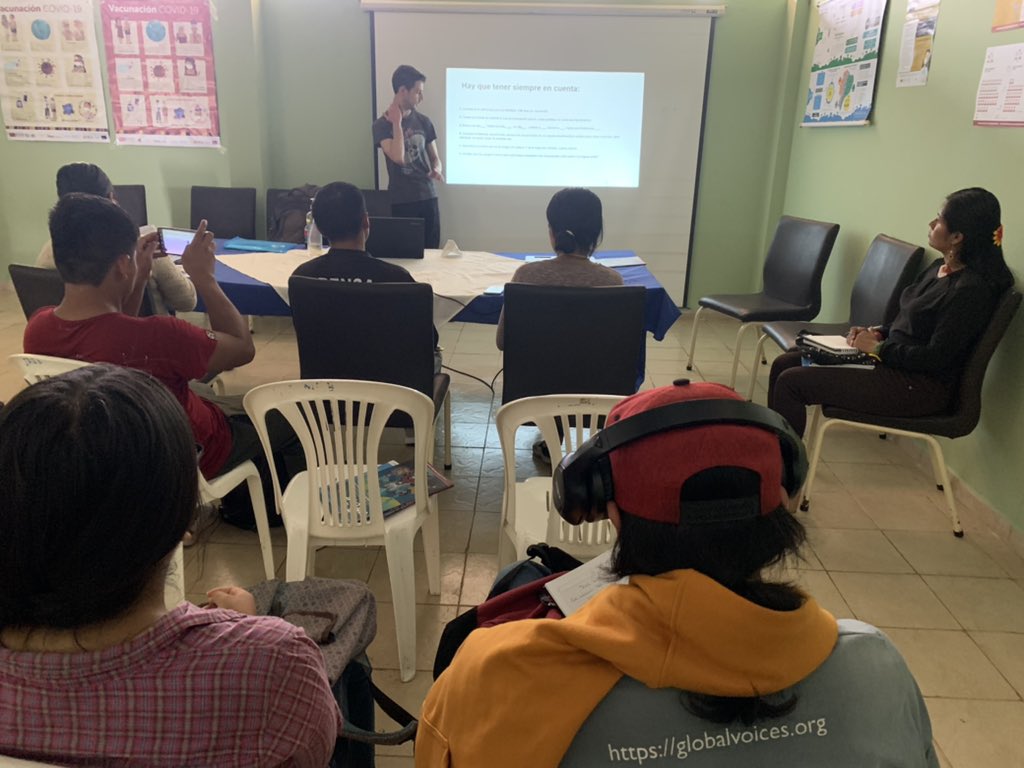 vozconfeniae's tweet photo. Se realiza un taller de dirección de cine con el Instituto de Fomento a la Creatividad e Innovación #IFAIC y comunicadores de las nacionalidades en el marco de @kunturnawicine https://t.co/wiDkZNU1oz