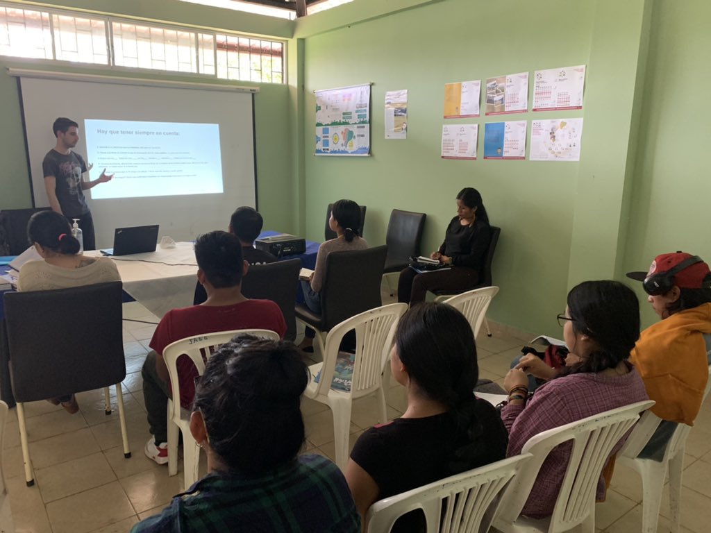 vozconfeniae's tweet photo. Se realiza un taller de dirección de cine con el Instituto de Fomento a la Creatividad e Innovación #IFAIC y comunicadores de las nacionalidades en el marco de @kunturnawicine https://t.co/wiDkZNU1oz
