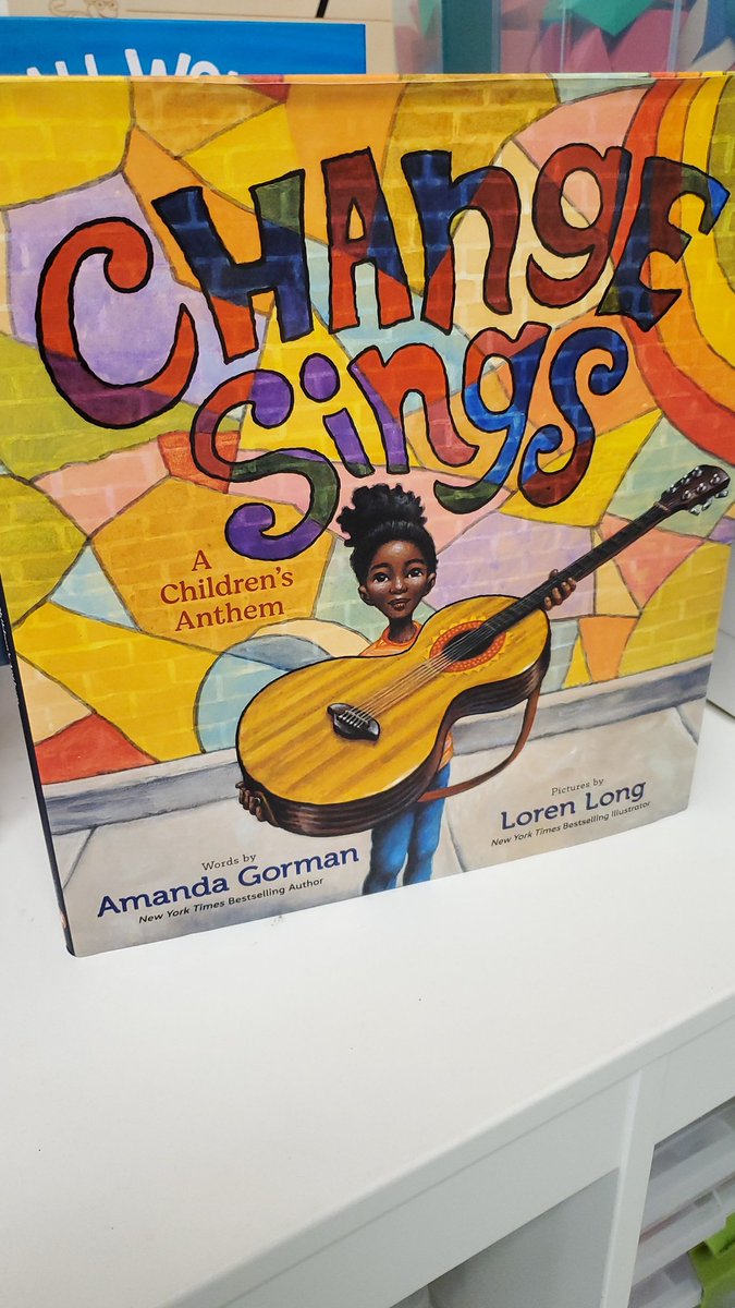 1HFirstGrade's tweet photo. We are using Amanda Gorman's book about change to think about what we are great at, why we like helping, what we like to give friends and family, and how being nice to people makes us feel. https://t.co/CSSYzXMWpp