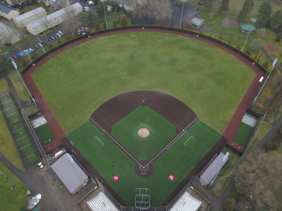 Brennyn Bell tweet media