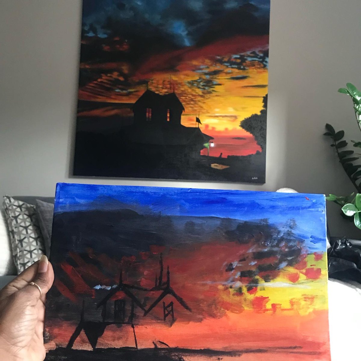 paintandsiptt's tweet photo. Paint &amp; Parang with us on Saturday November 27th from 3pm to 5pm 🎶🎄🎨🖌

🌟 $500 per couple BYOB
🌟 $600 per couple, glass of Ponche de Crème each

Call/WhatsApp 775-1912 or send us a DM to reserve your seats📱

COVID-19 safety protocols in full effect • please wear your mask https://t.co/RSf7nbGYLd